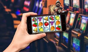 Filipino players enjoying phdraem mobile entertainment platform
